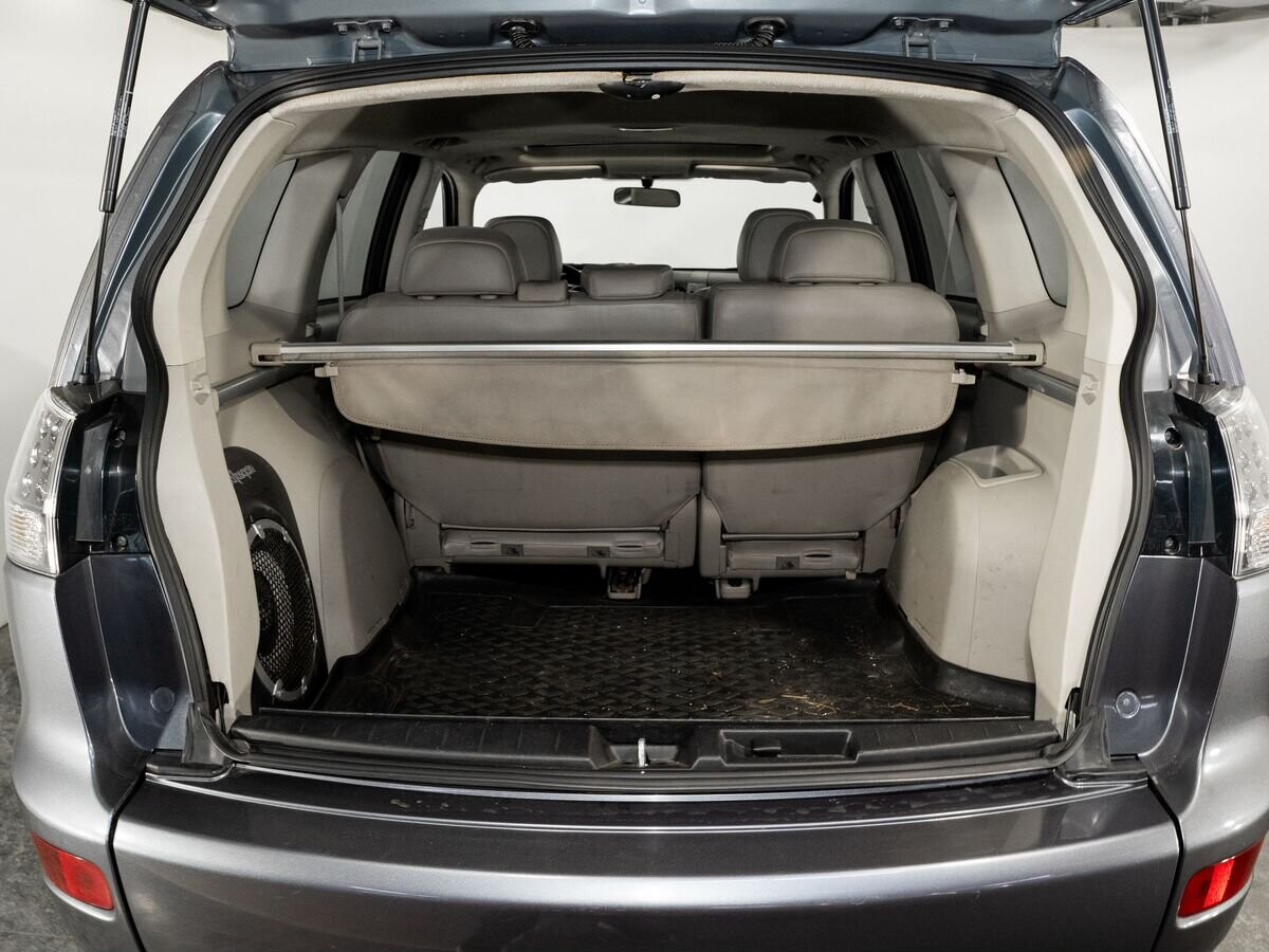 Mitsubishi Outlander 2008 - фото автомобиля