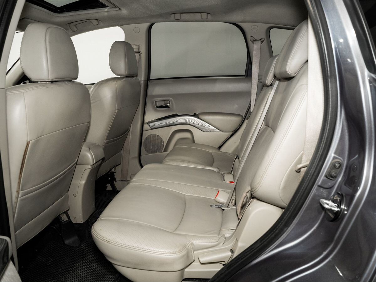 Mitsubishi Outlander 2008 - фото автомобиля