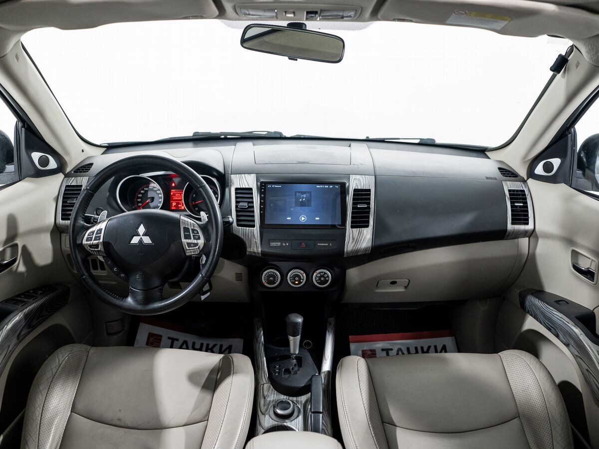 Mitsubishi Outlander 2008 - фото автомобиля
