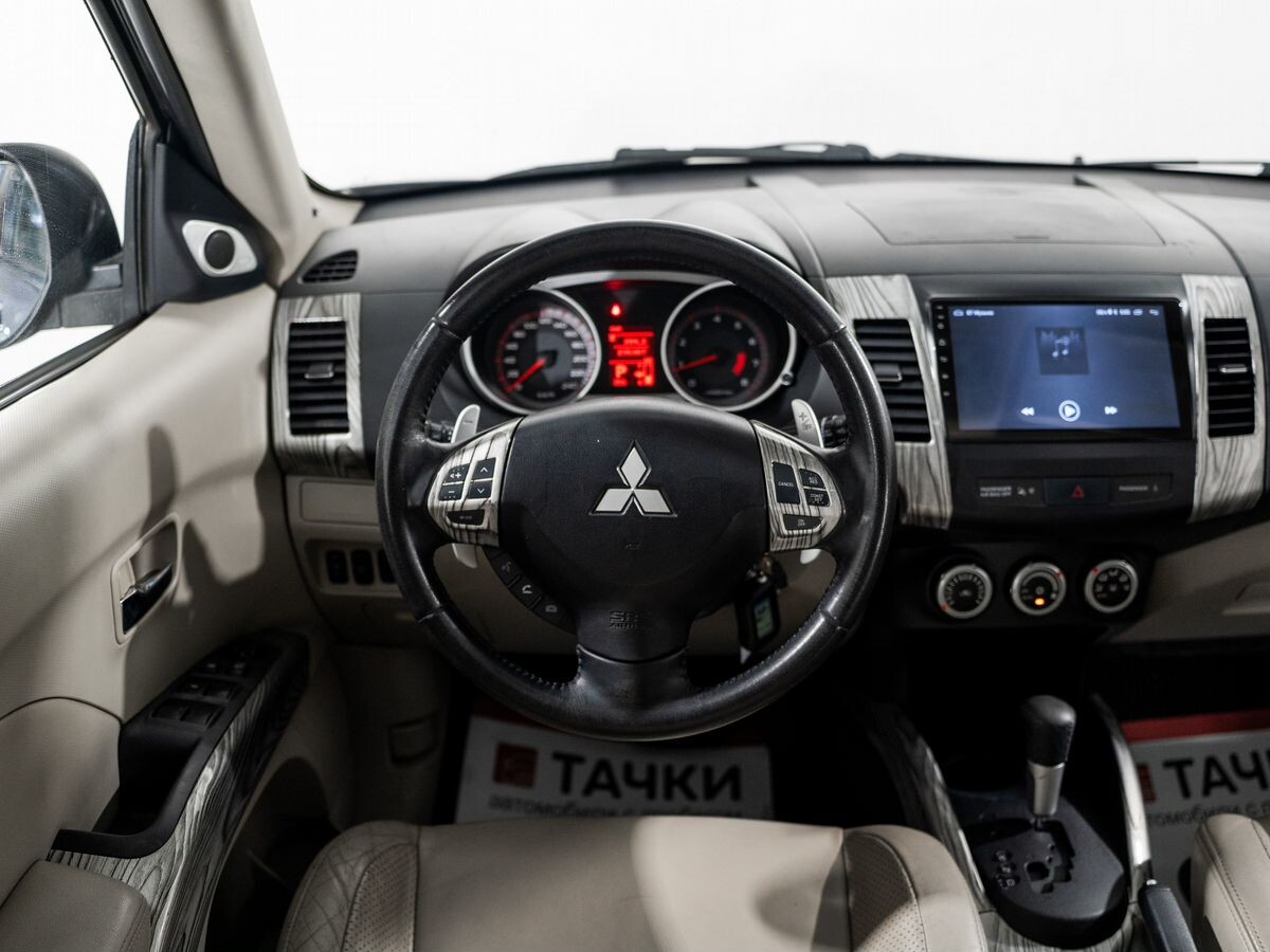 Mitsubishi Outlander 2008 - фото автомобиля