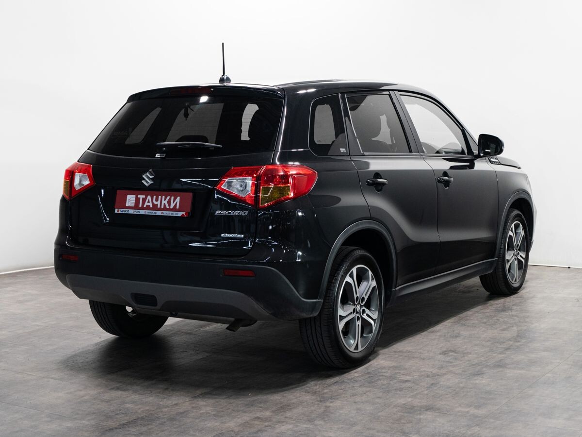 Suzuki Escudo 2015 - фото автомобиля