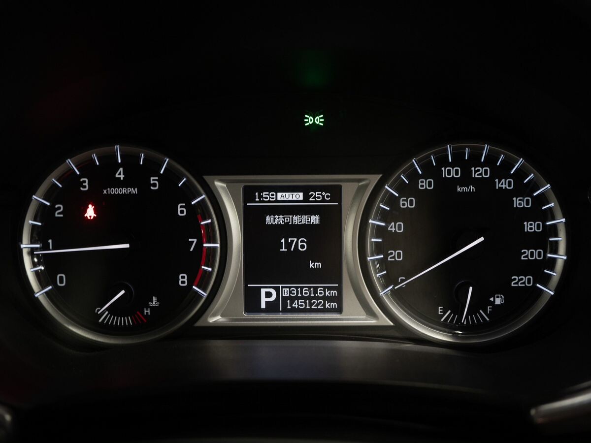 Suzuki Escudo 2015 - фото автомобиля