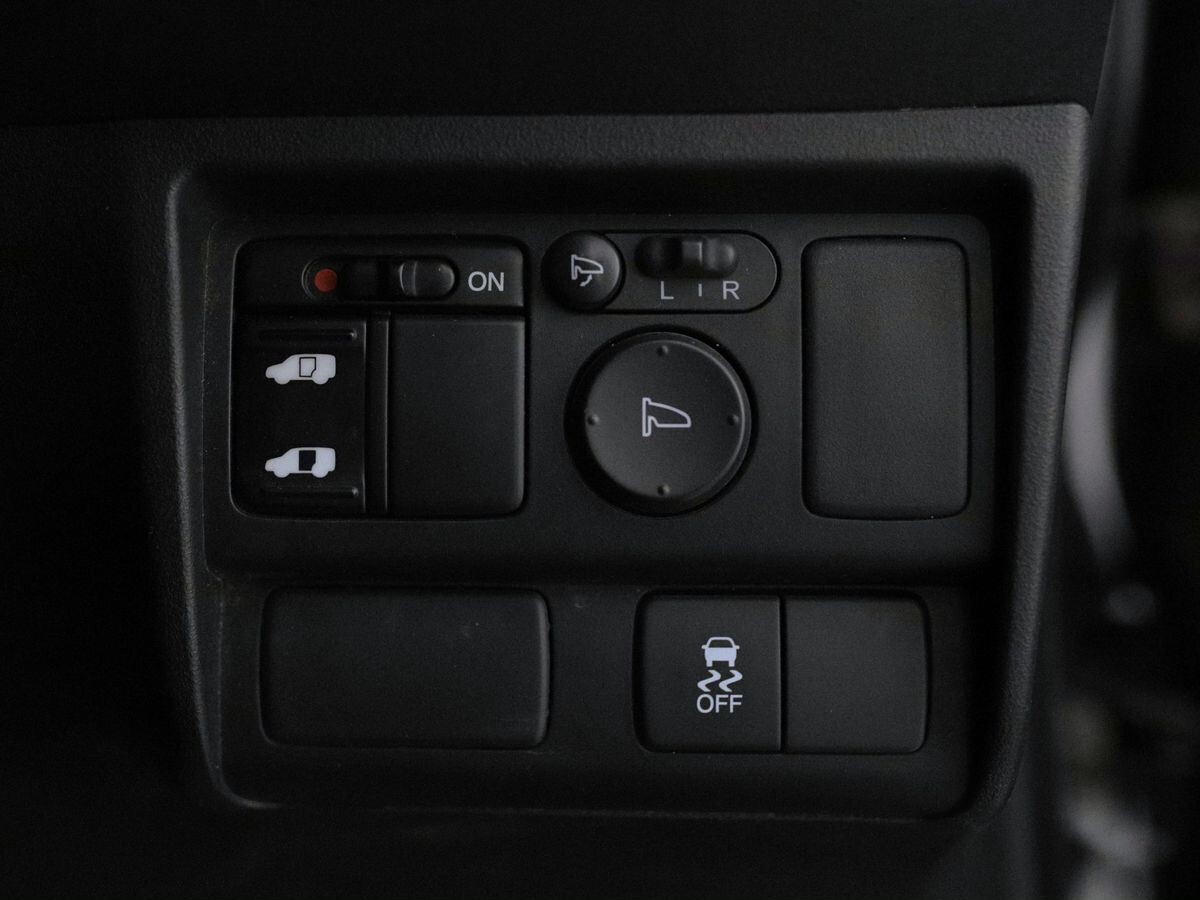 Honda Freed 2013 - фото автомобиля