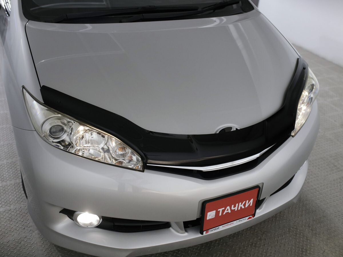 Toyota Wish 2014 - фото автомобиля
