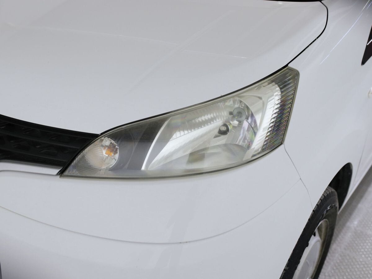 Nissan NV200 2014 - фото автомобиля