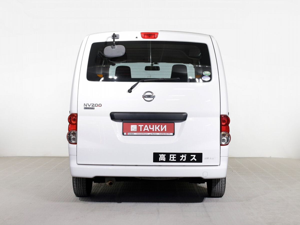 Nissan NV200 2014 - фото автомобиля
