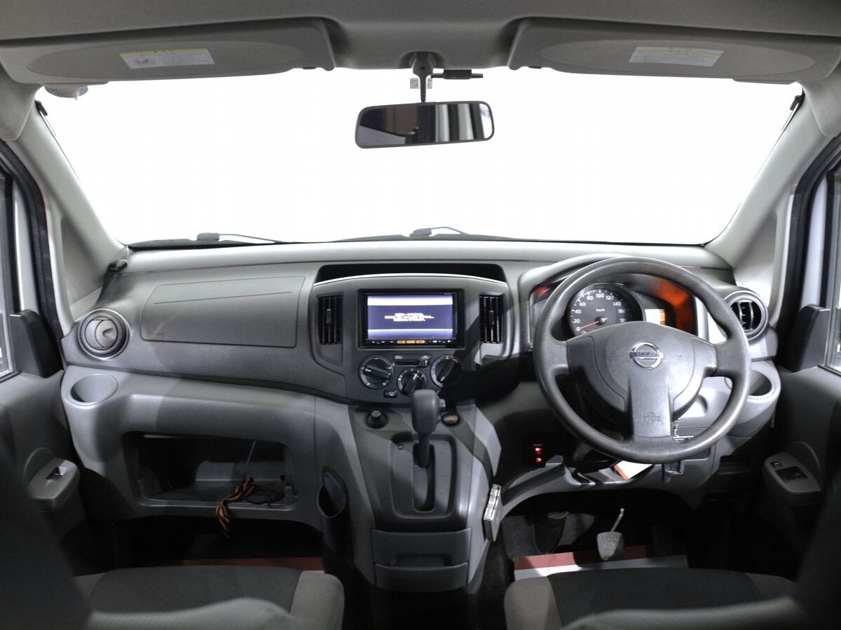 Nissan NV200 2014 - фото автомобиля