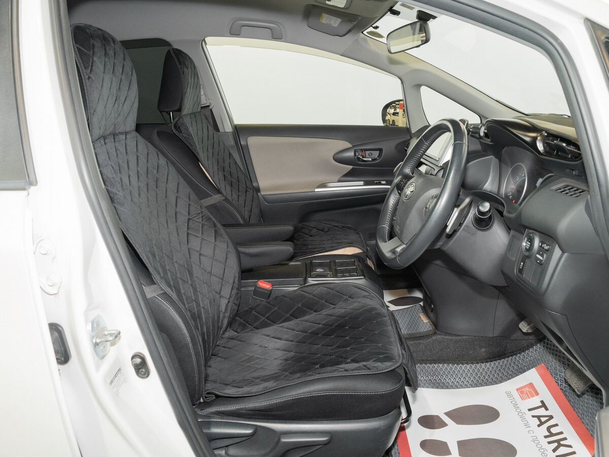 Toyota Wish 2009 - фото автомобиля
