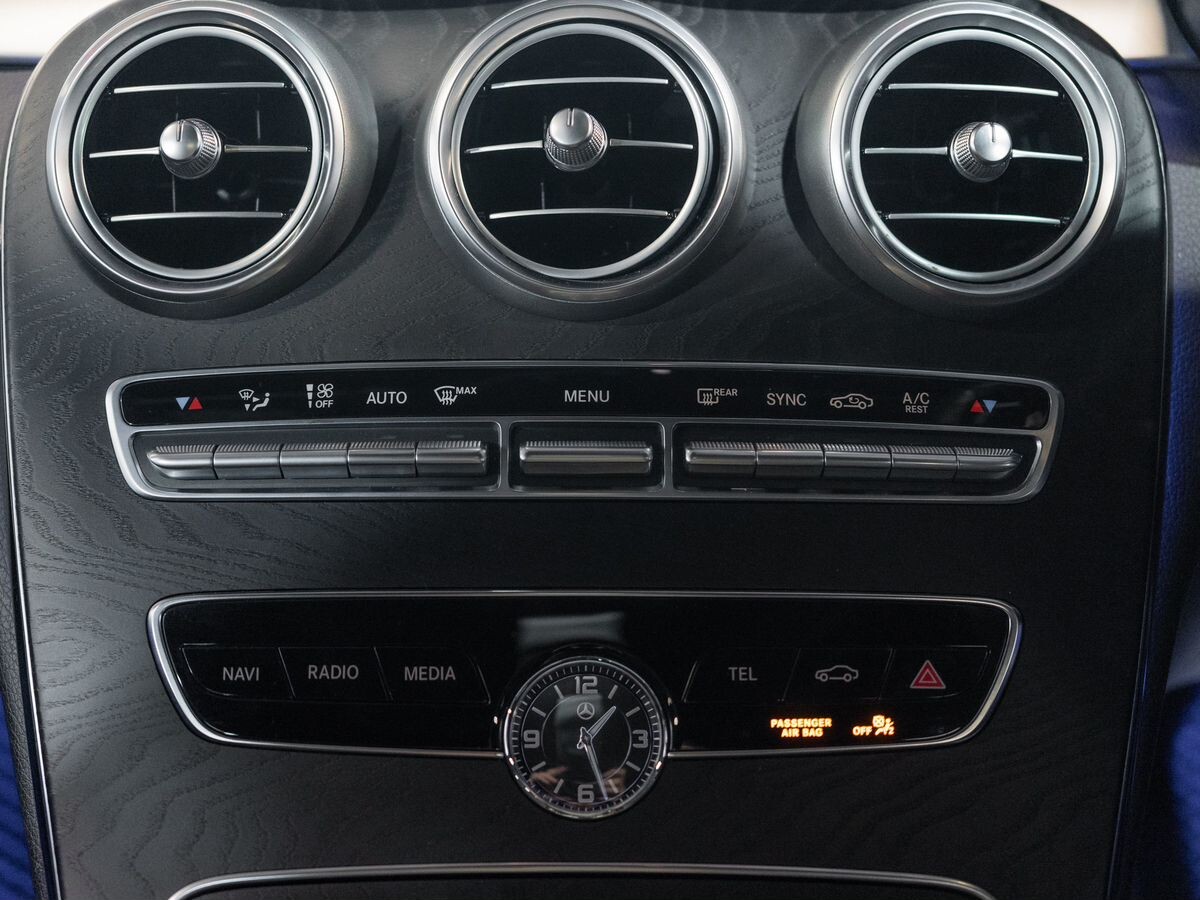 Mercedes-Benz C-Class 2019 - фото автомобиля