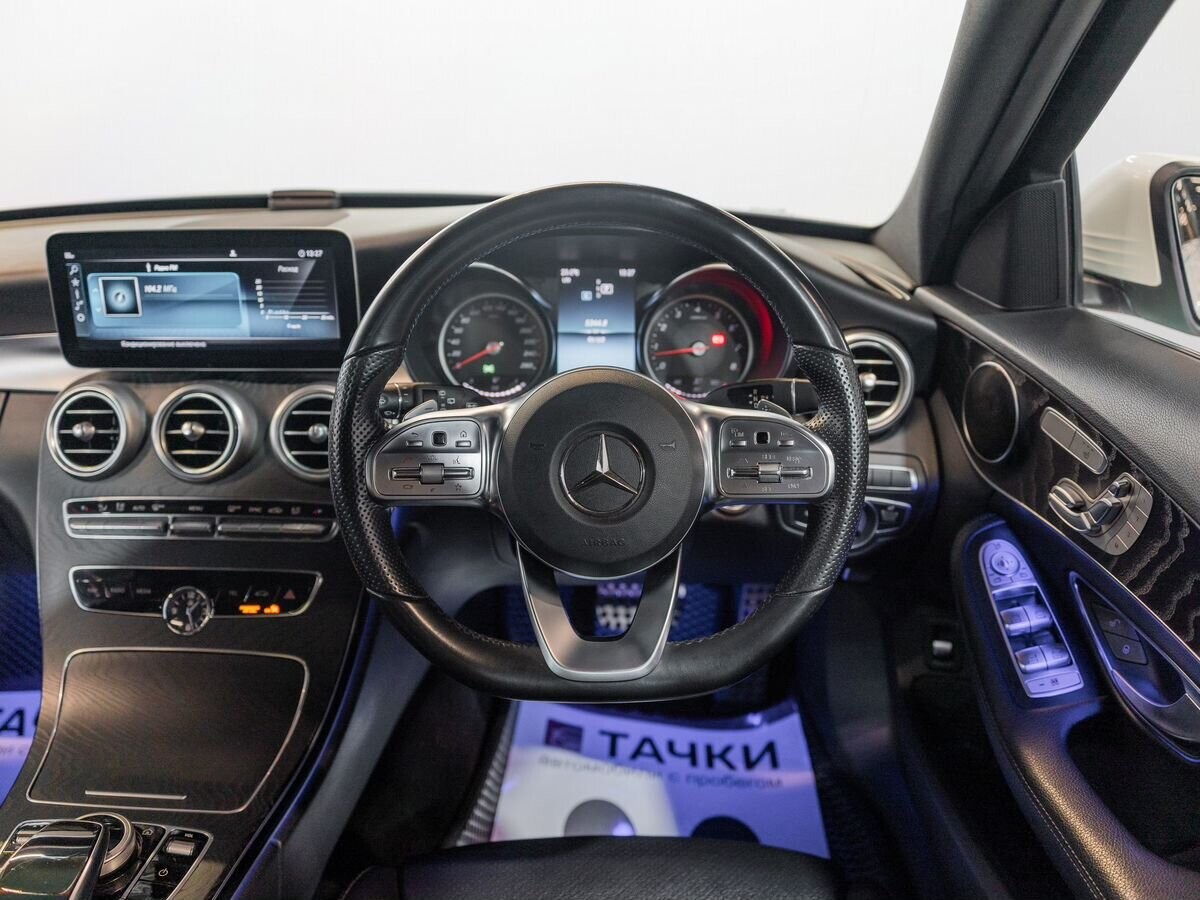 Mercedes-Benz C-Class 2019 - фото автомобиля