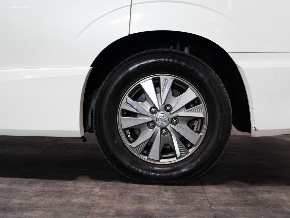 Nissan Serena 2018 - фото автомобиля