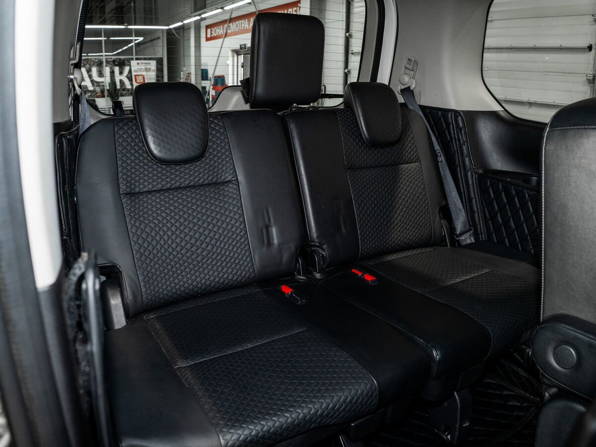 Nissan Serena 2018 - фото автомобиля