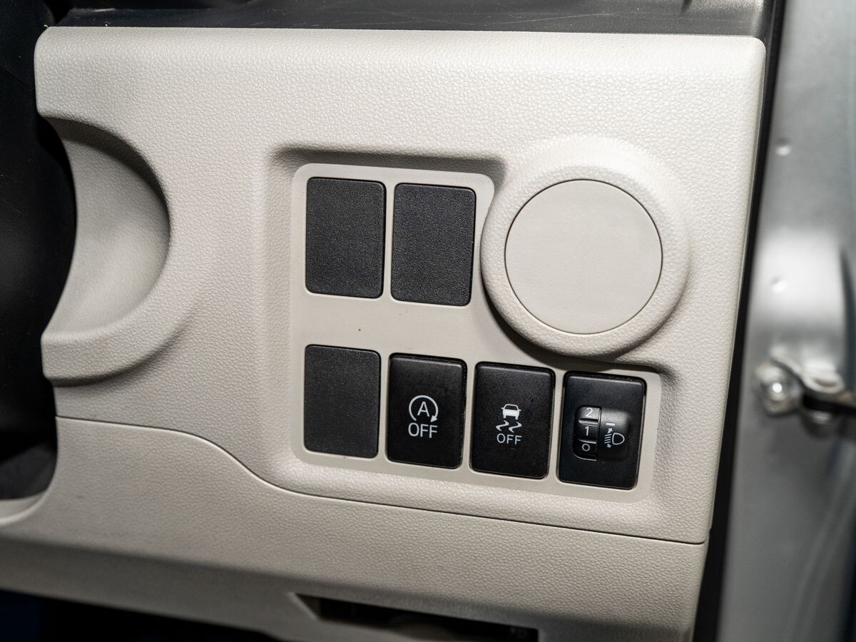 Toyota Passo 2016 - фото автомобиля