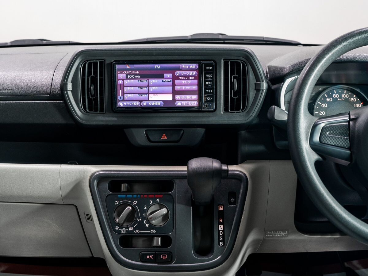 Toyota Passo 2016 - фото автомобиля