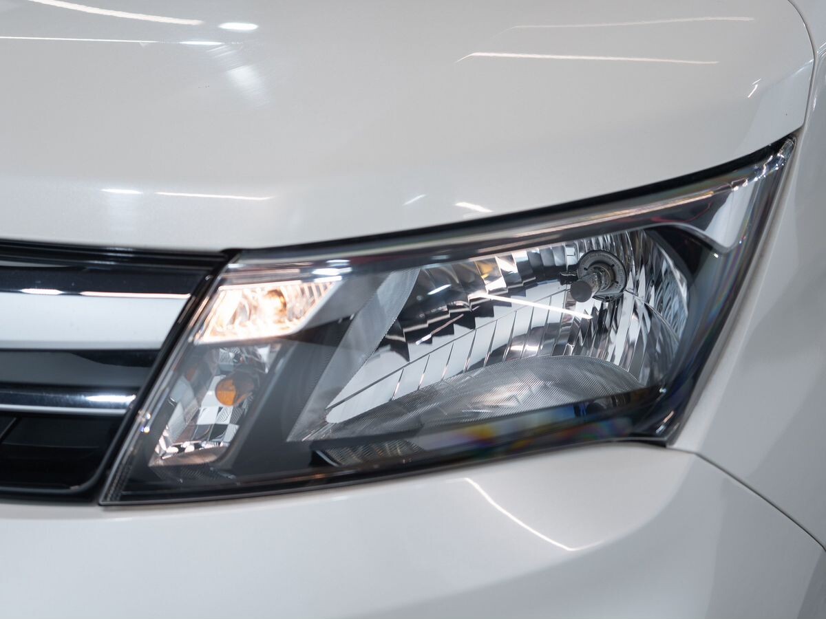 Toyota Roomy 2021 - фото автомобиля