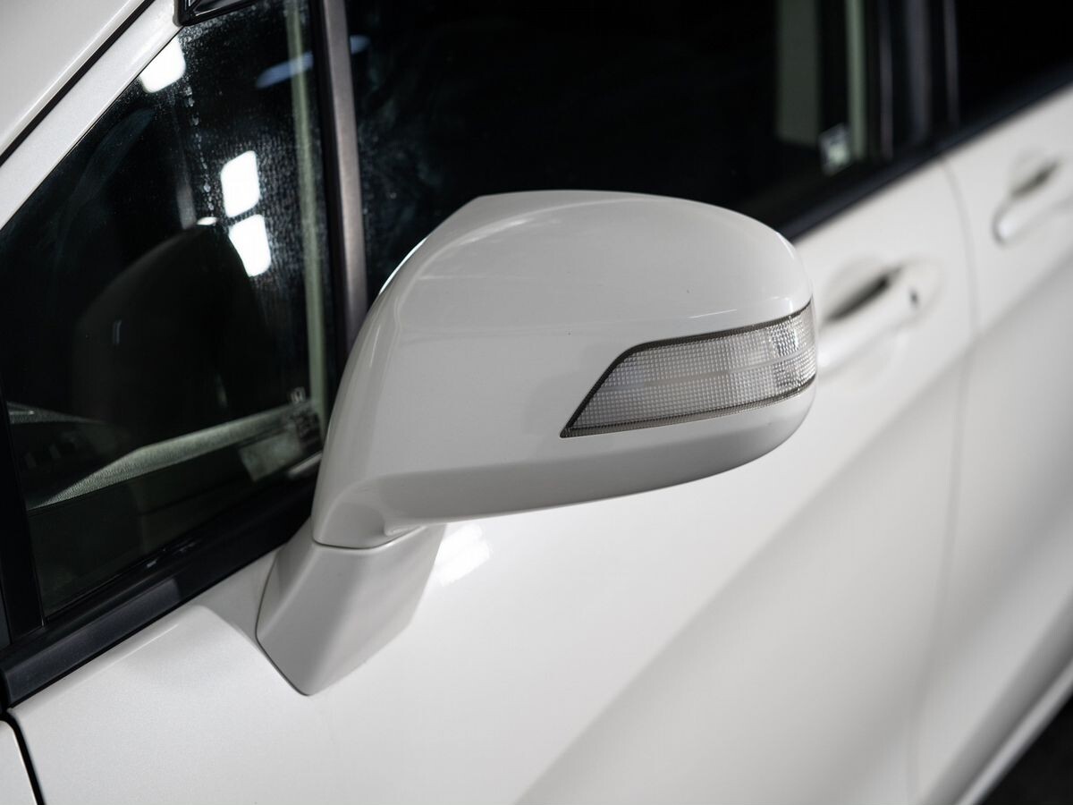 Honda Freed 2012 - фото автомобиля