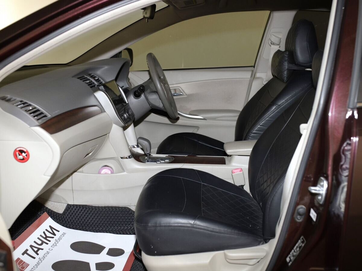 Toyota Premio 2012 - фото автомобиля