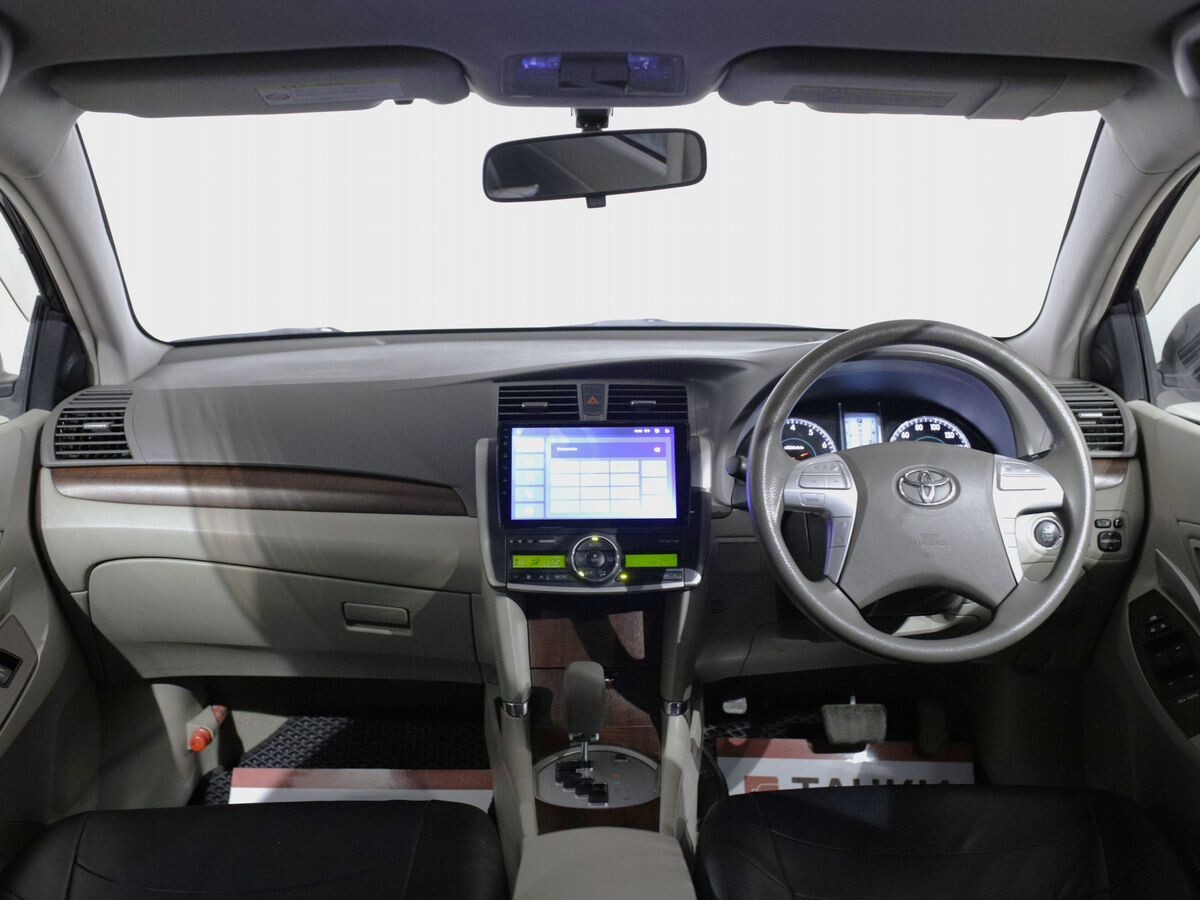 Toyota Premio 2012 - фото автомобиля