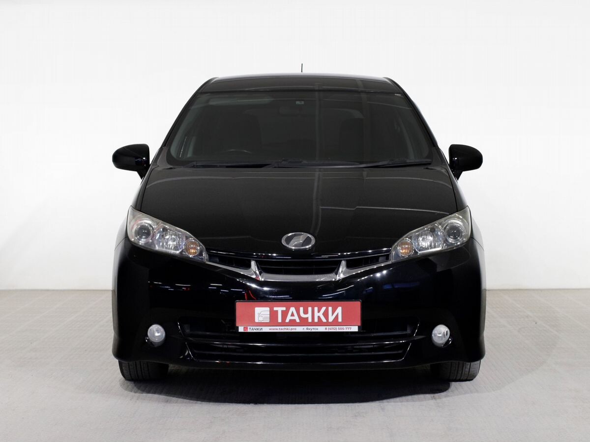 Toyota Wish 2010 - фото автомобиля