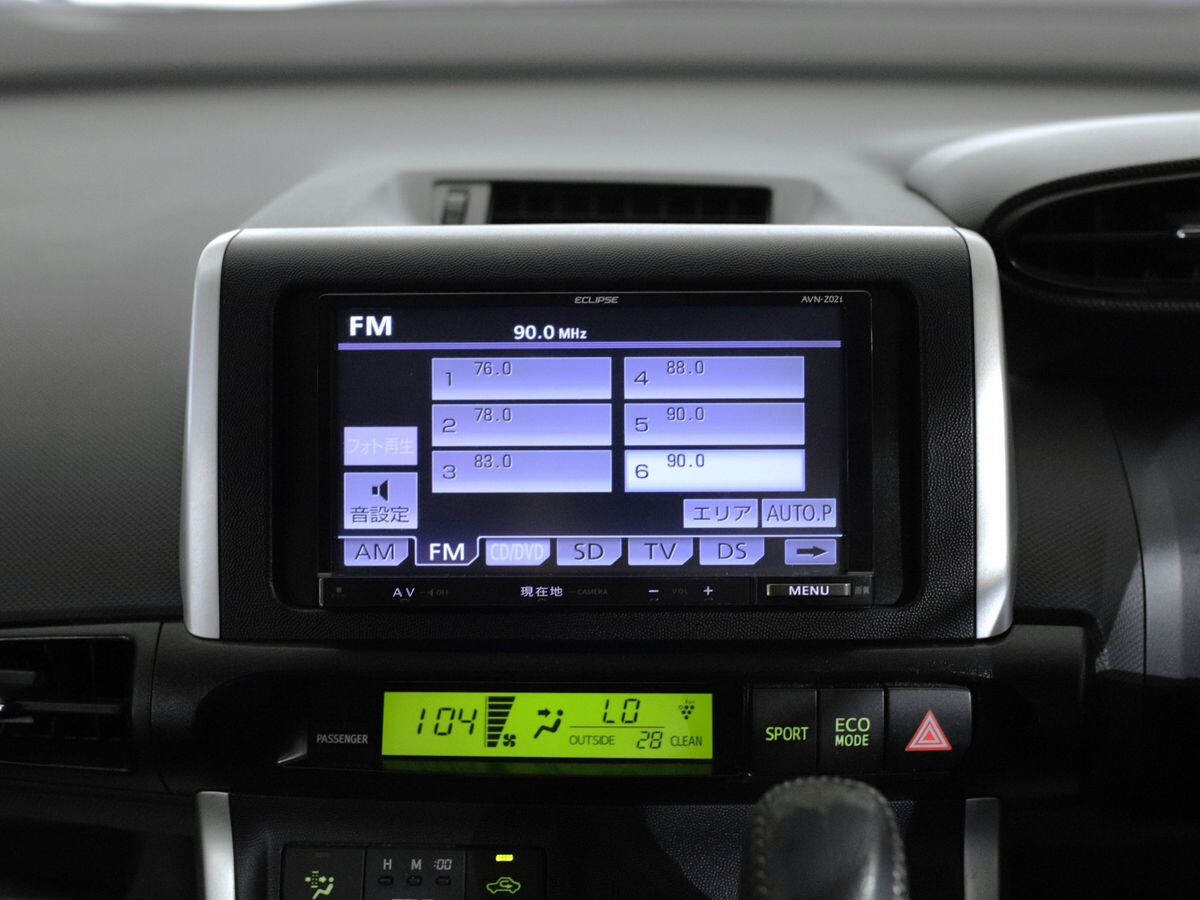 Toyota Wish 2010 - фото автомобиля