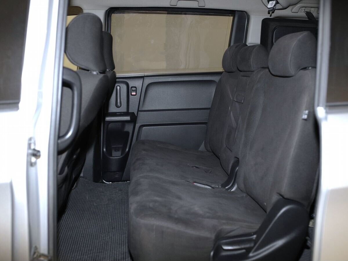 Honda Freed 2012 - фото автомобиля