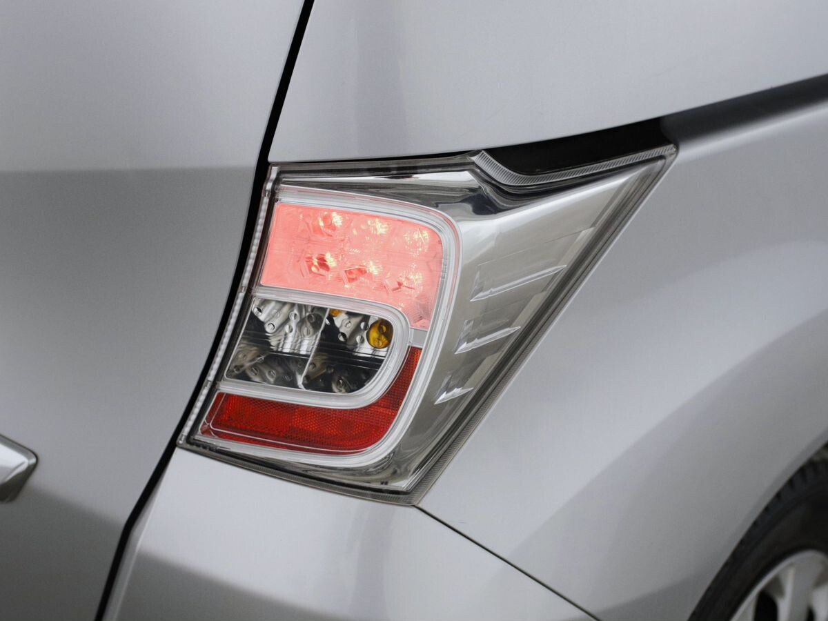 Honda Freed 2012 - фото автомобиля