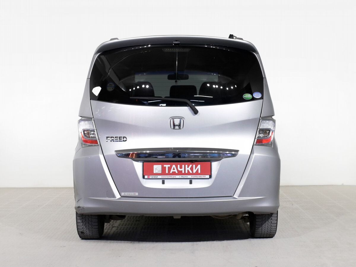 Honda Freed 2012 - фото автомобиля