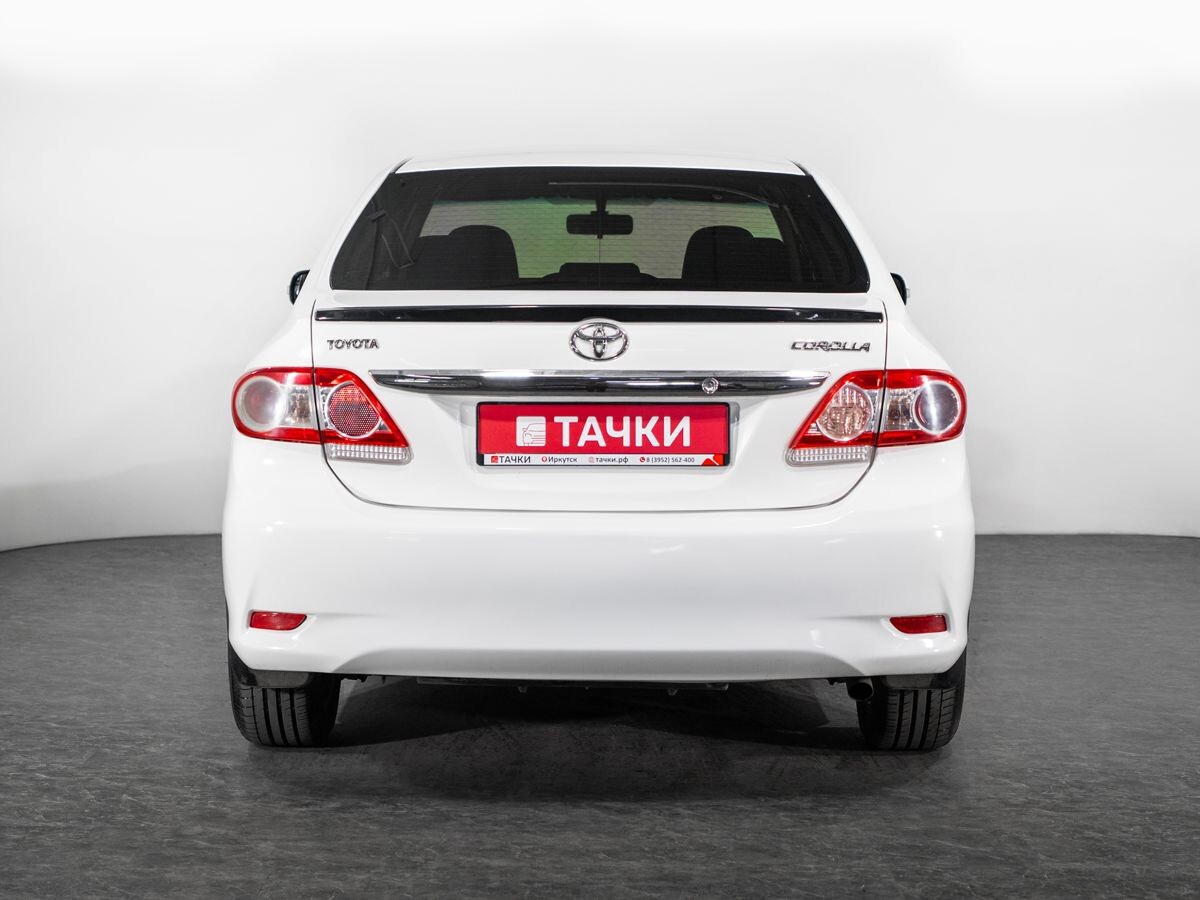 Toyota Corolla 2012 - фото автомобиля