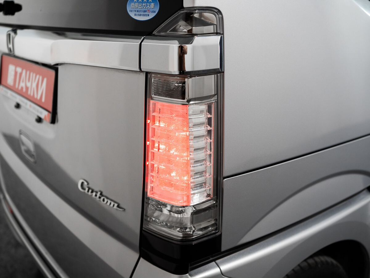 Honda N-BOX 2013 - фото автомобиля