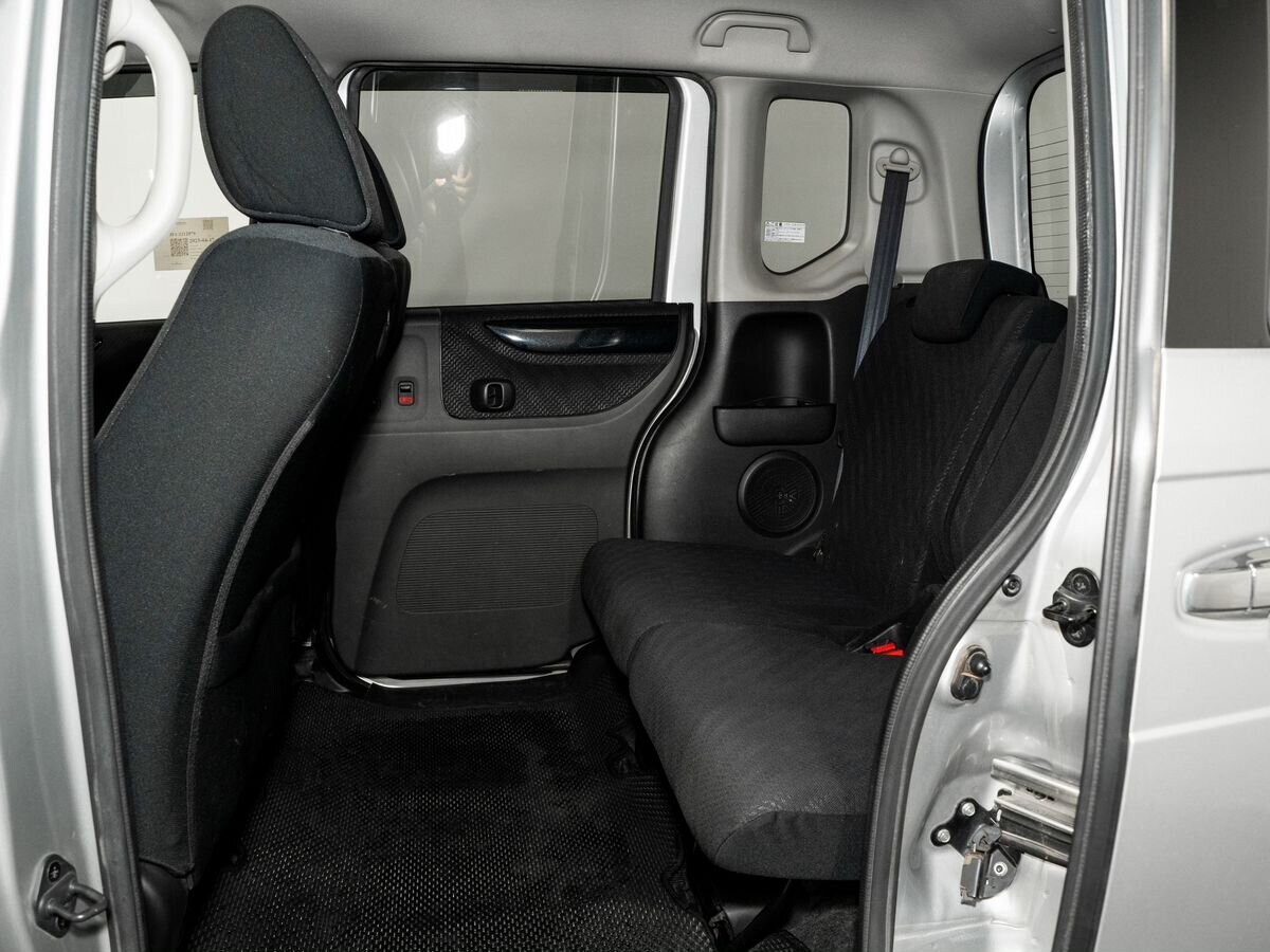 Honda N-BOX 2013 - фото автомобиля