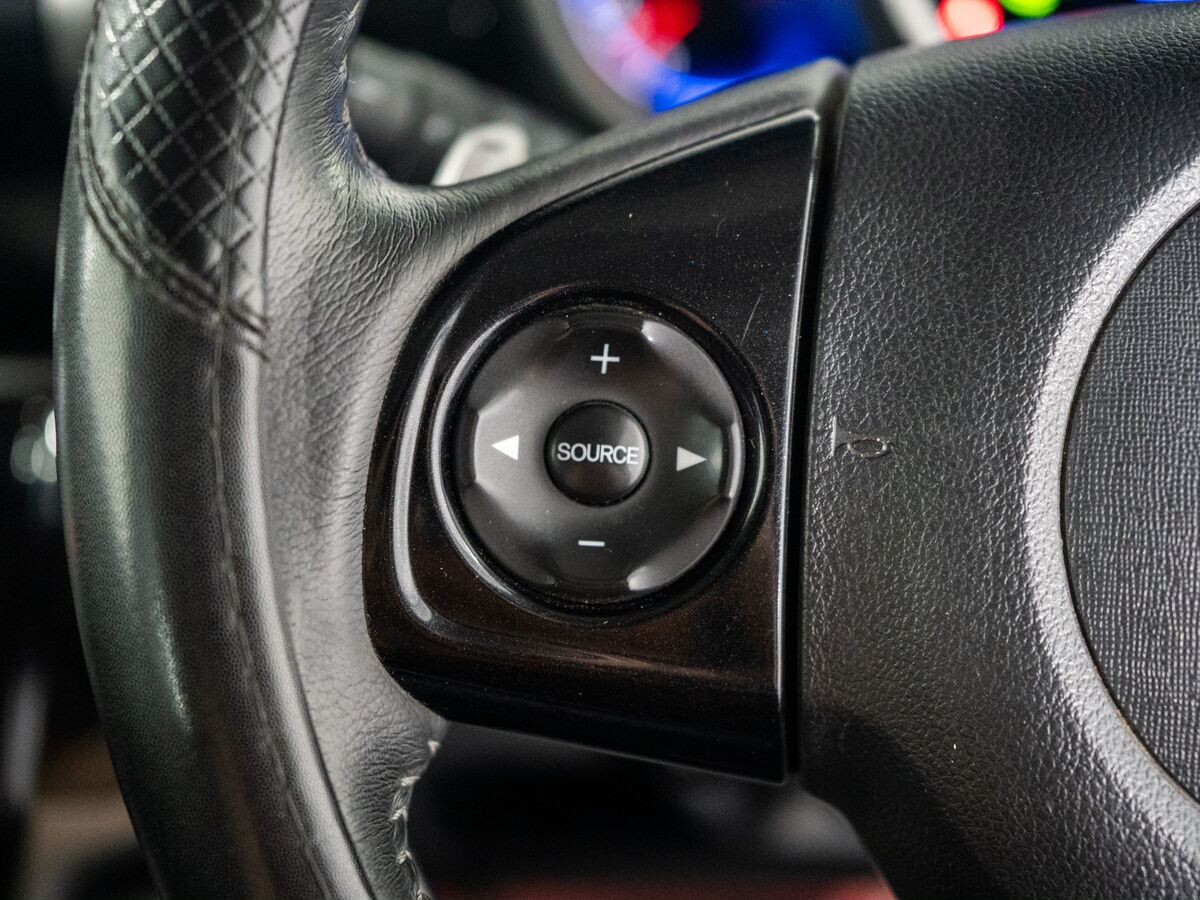 Honda N-BOX 2013 - фото автомобиля