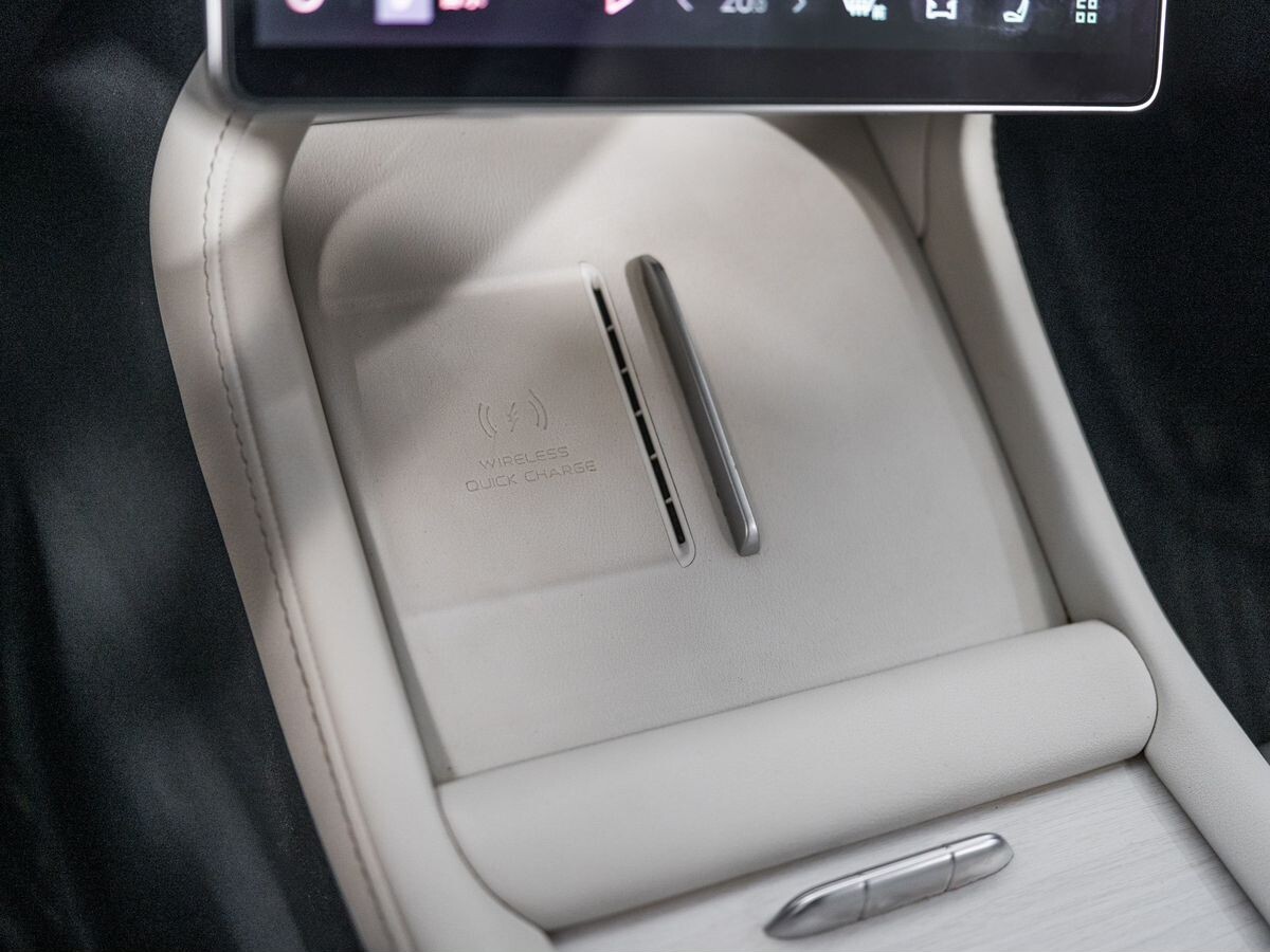 Geely Galaxy L7 2023 - фото автомобиля
