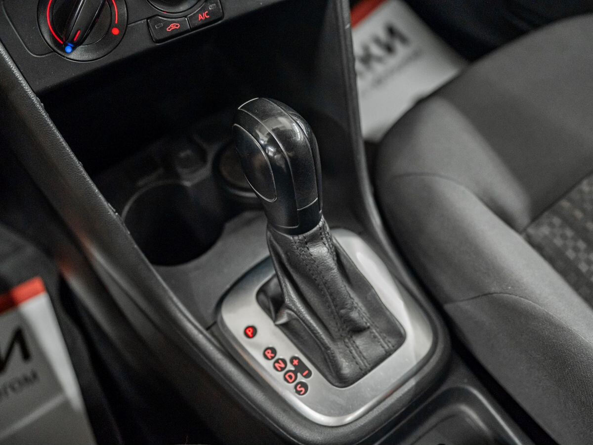 Volkswagen Polo 2019 - фото автомобиля