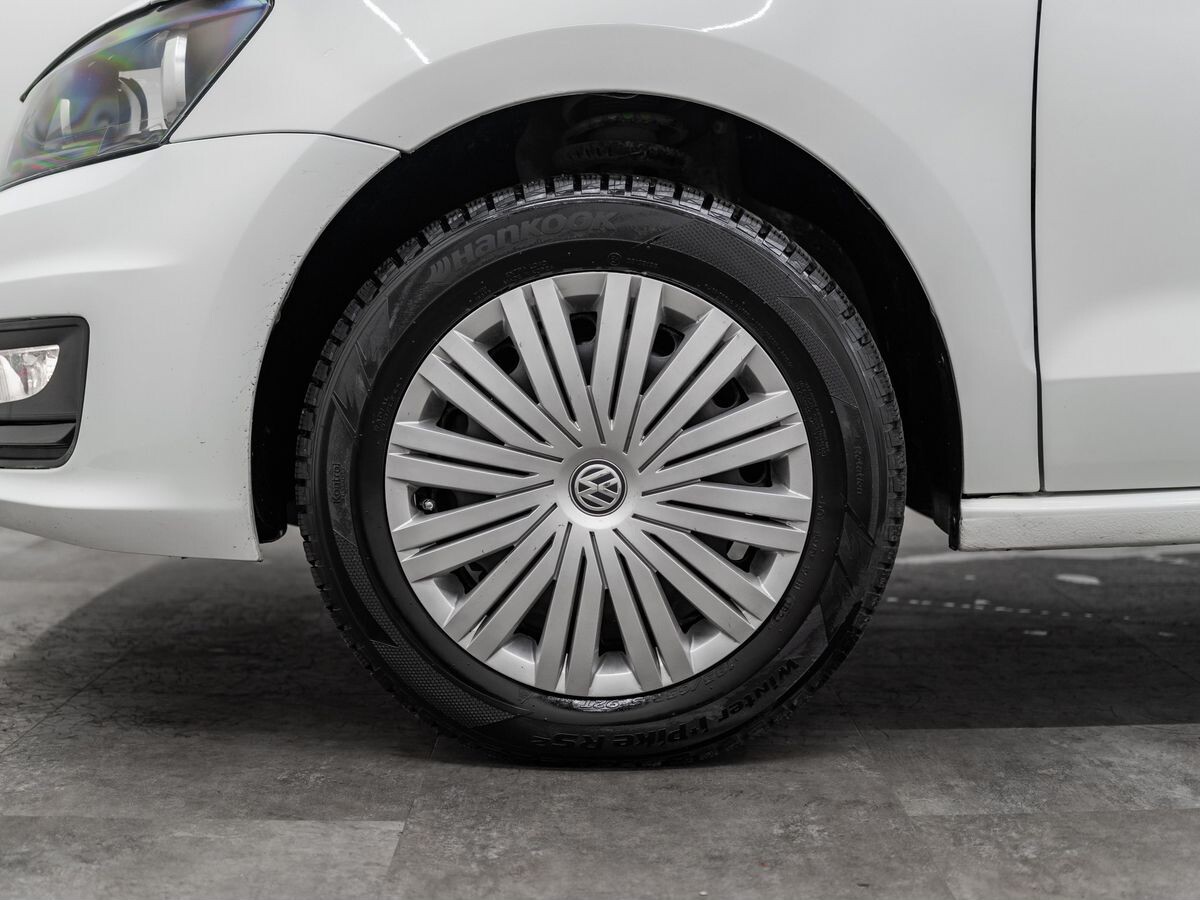 Volkswagen Polo 2019 - фото автомобиля