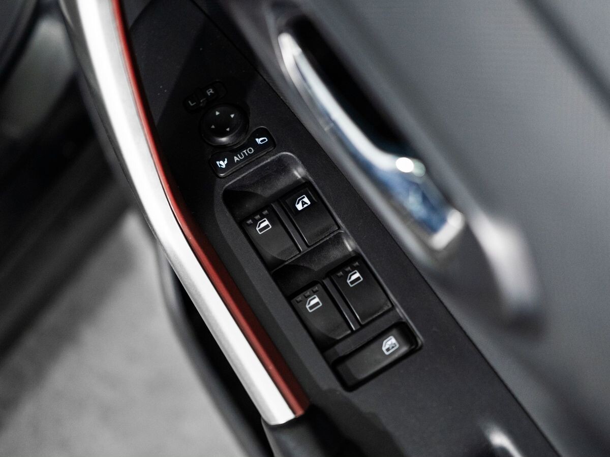 Toyota Raize 2021 - фото автомобиля