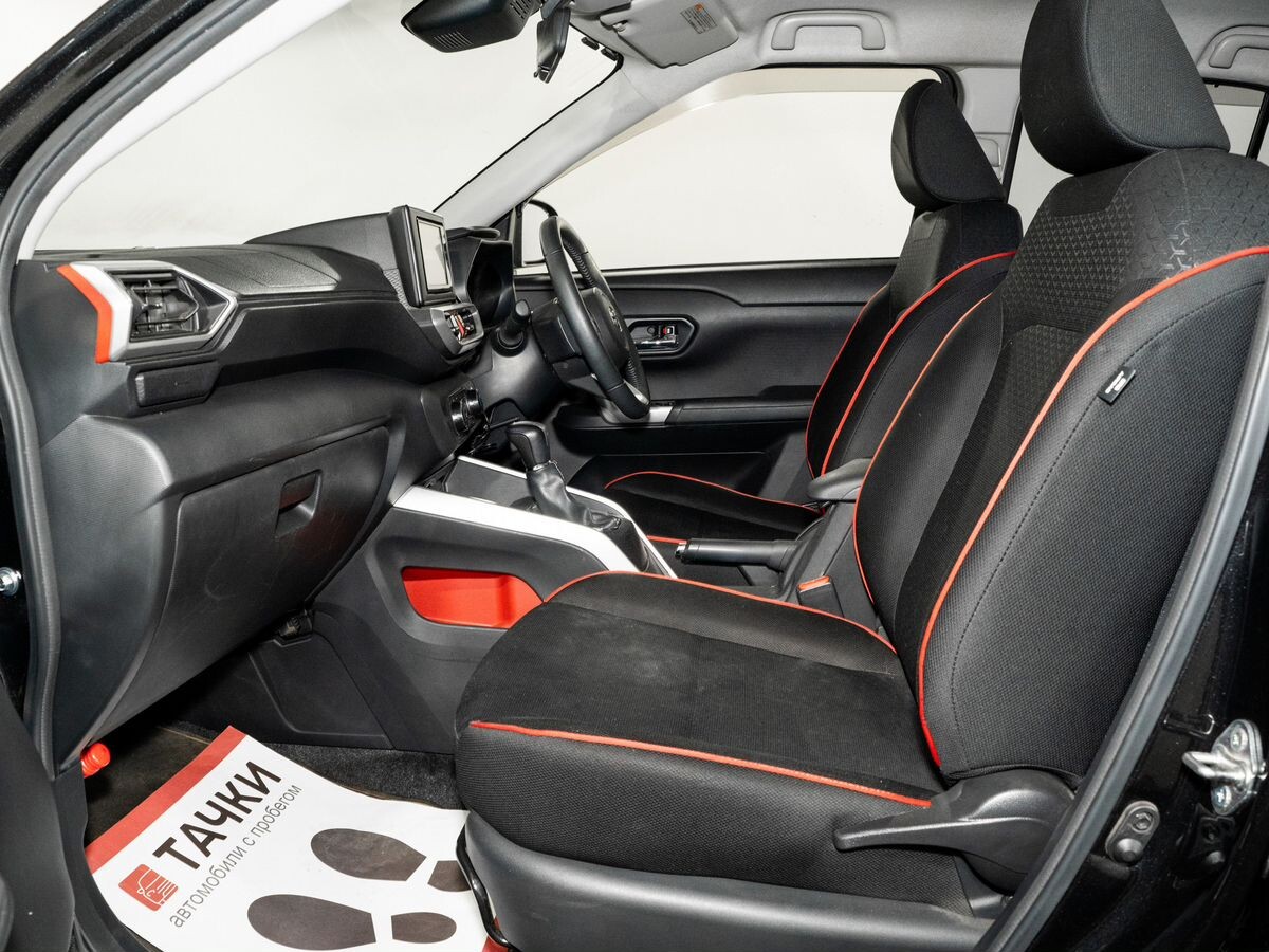 Toyota Raize 2021 - фото автомобиля