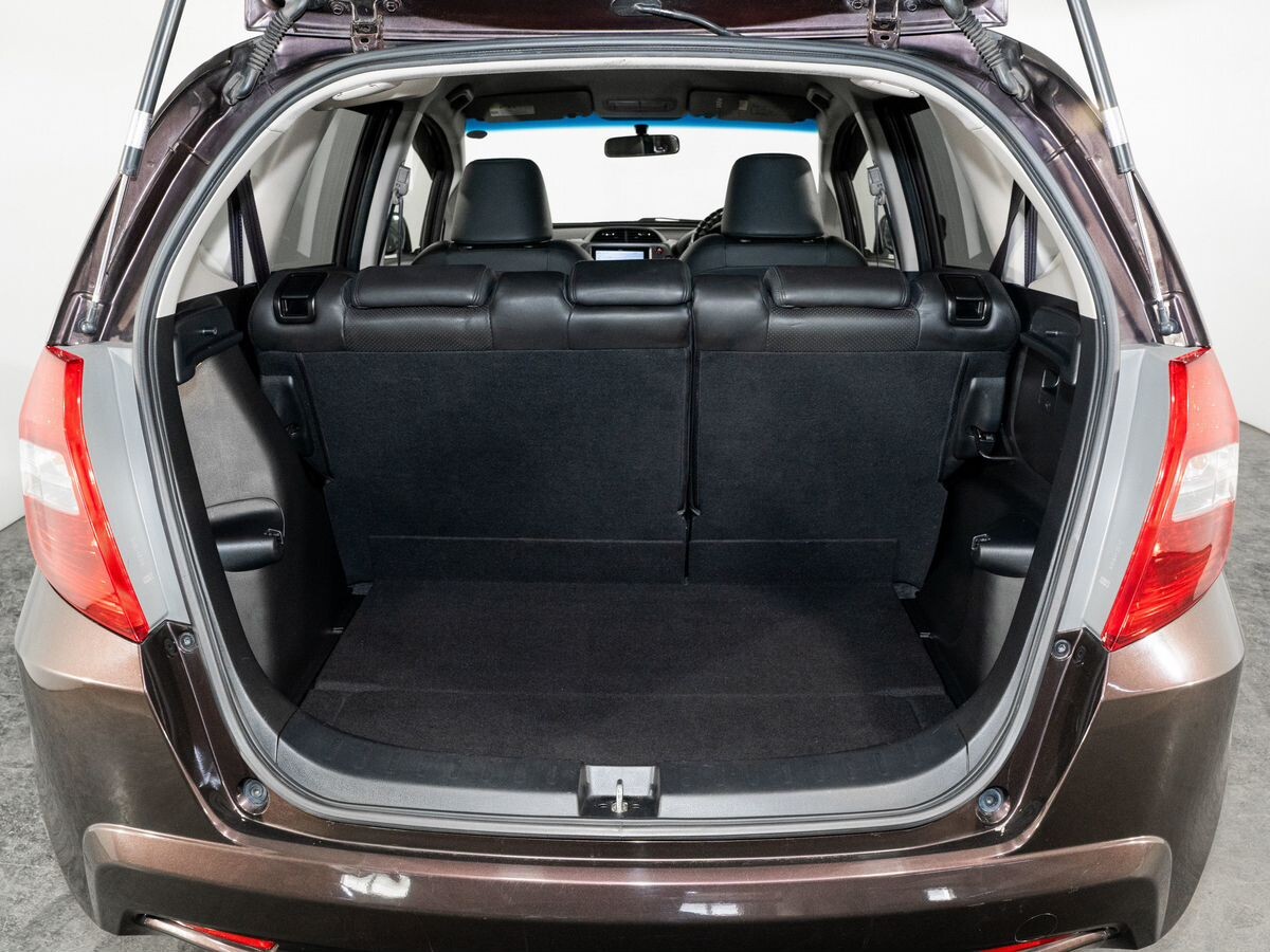 Honda Fit 2012 - фото автомобиля