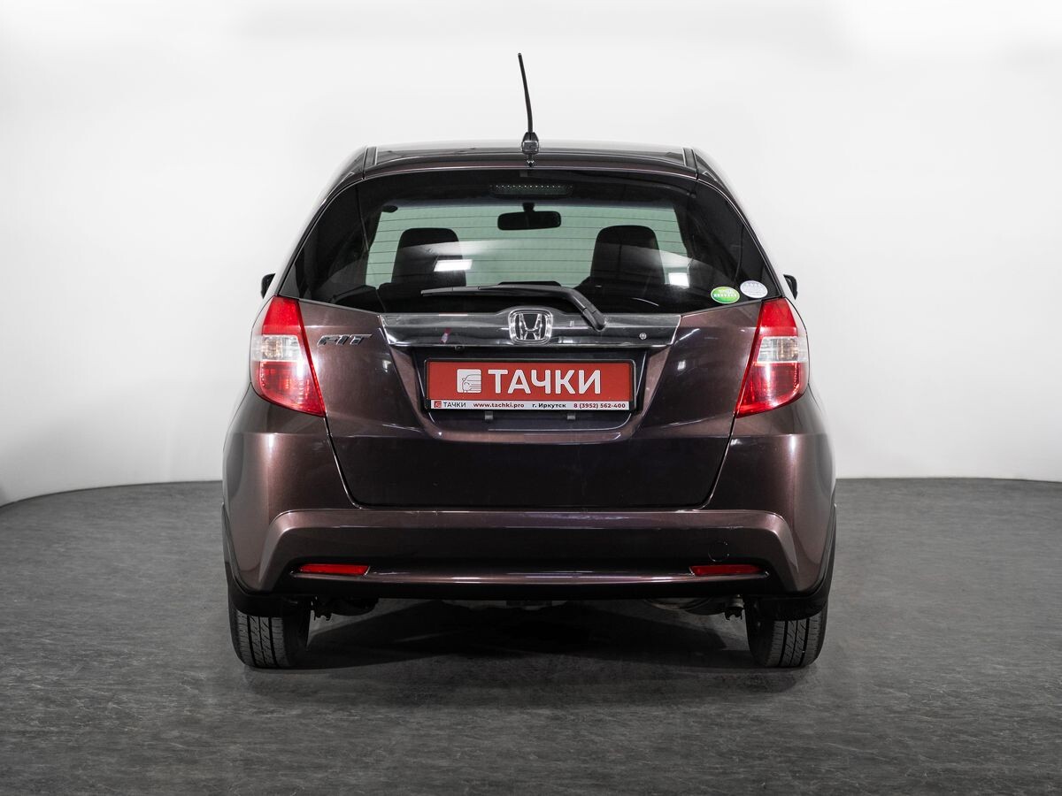Honda Fit 2012 - фото автомобиля