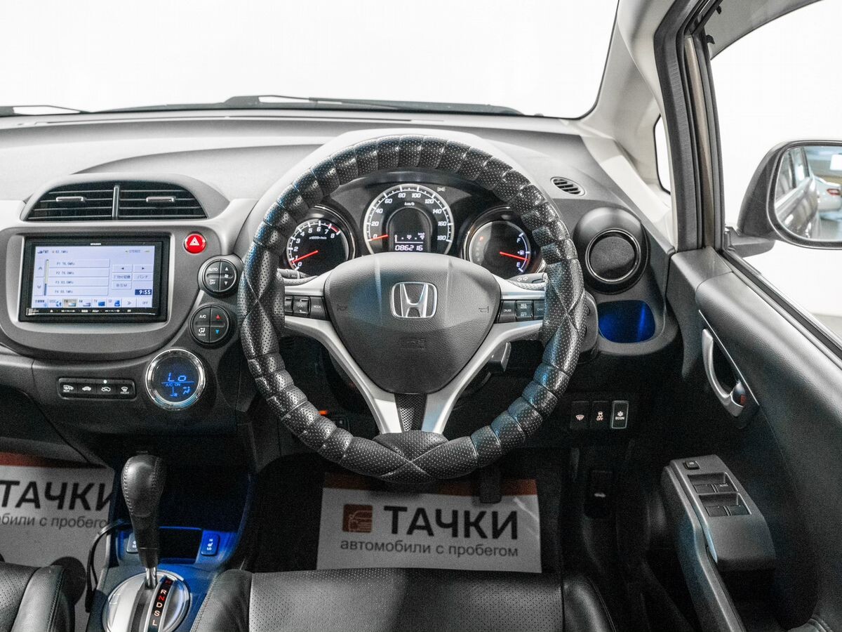 Honda Fit 2012 - фото автомобиля