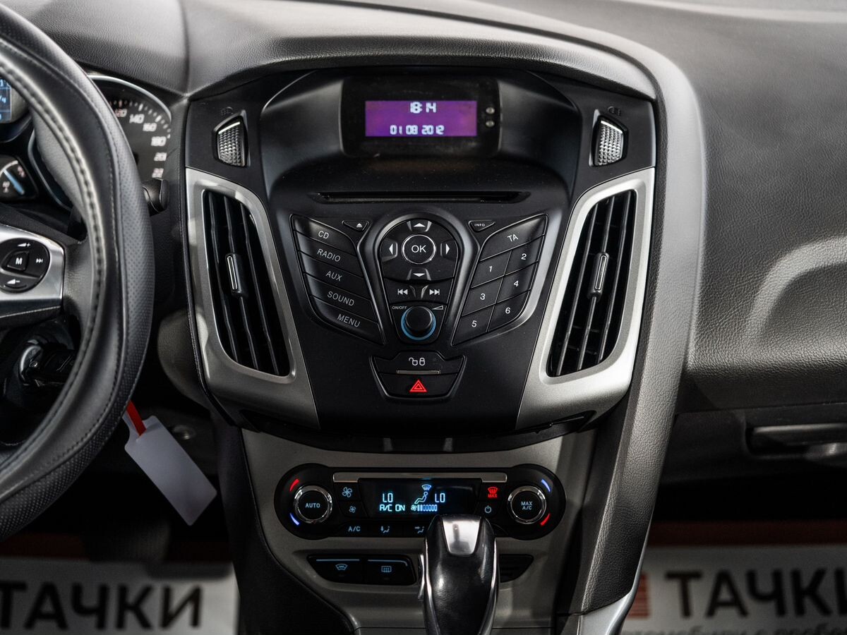 Ford Focus 2012 - фото автомобиля