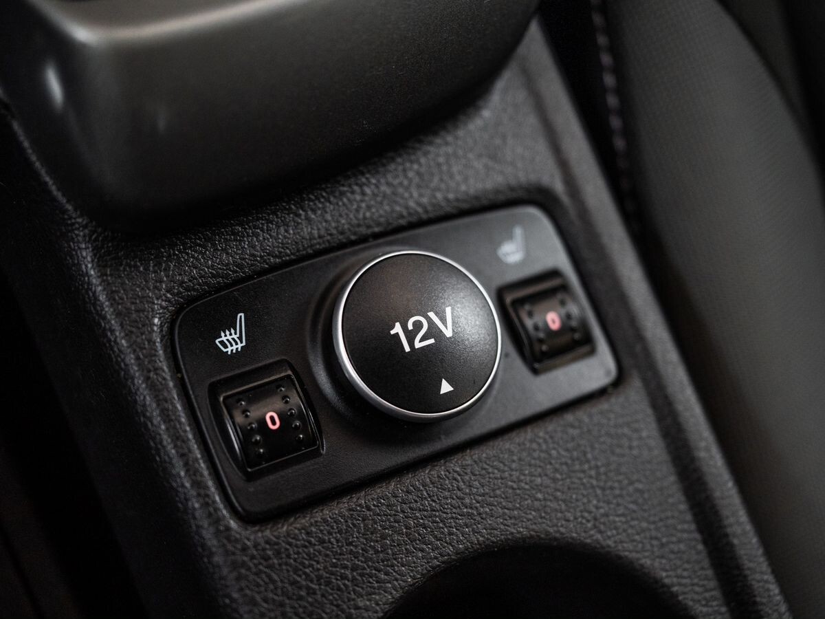 Ford Focus 2012 - фото автомобиля