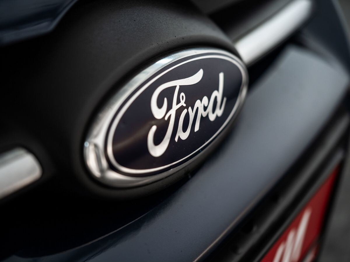 Ford Focus 2012 - фото автомобиля