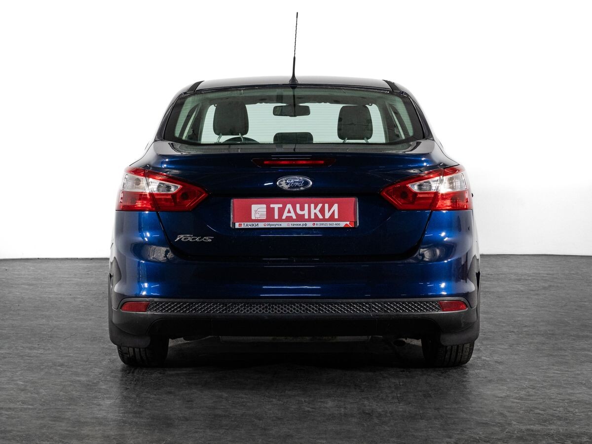 Ford Focus 2012 - фото автомобиля