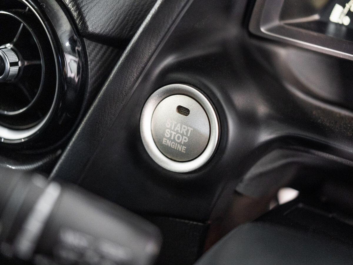 Mazda Demio 2016 - фото автомобиля