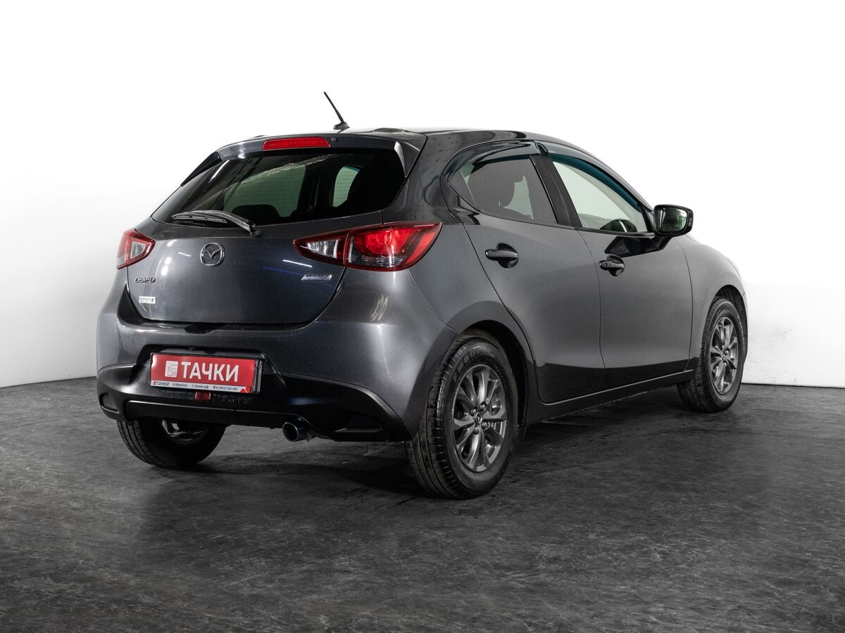 Mazda Demio 2016 - фото автомобиля