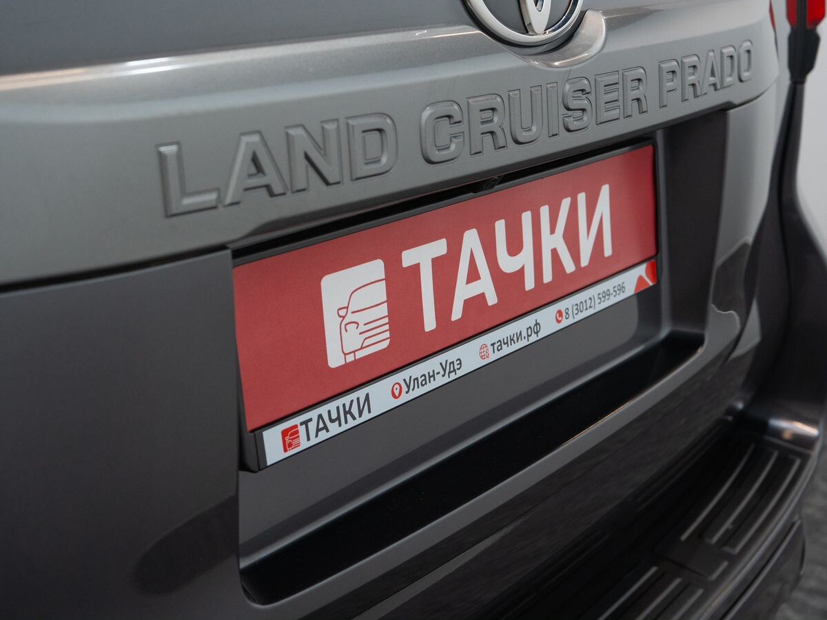 Toyota Land Cruiser Prado 2022 - фото автомобиля