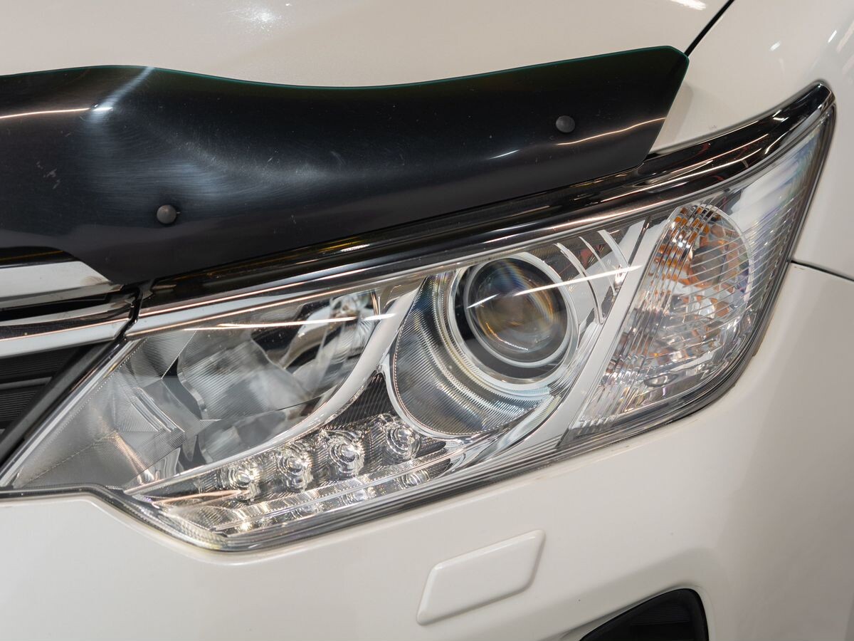 Toyota Camry 2015 - фото автомобиля