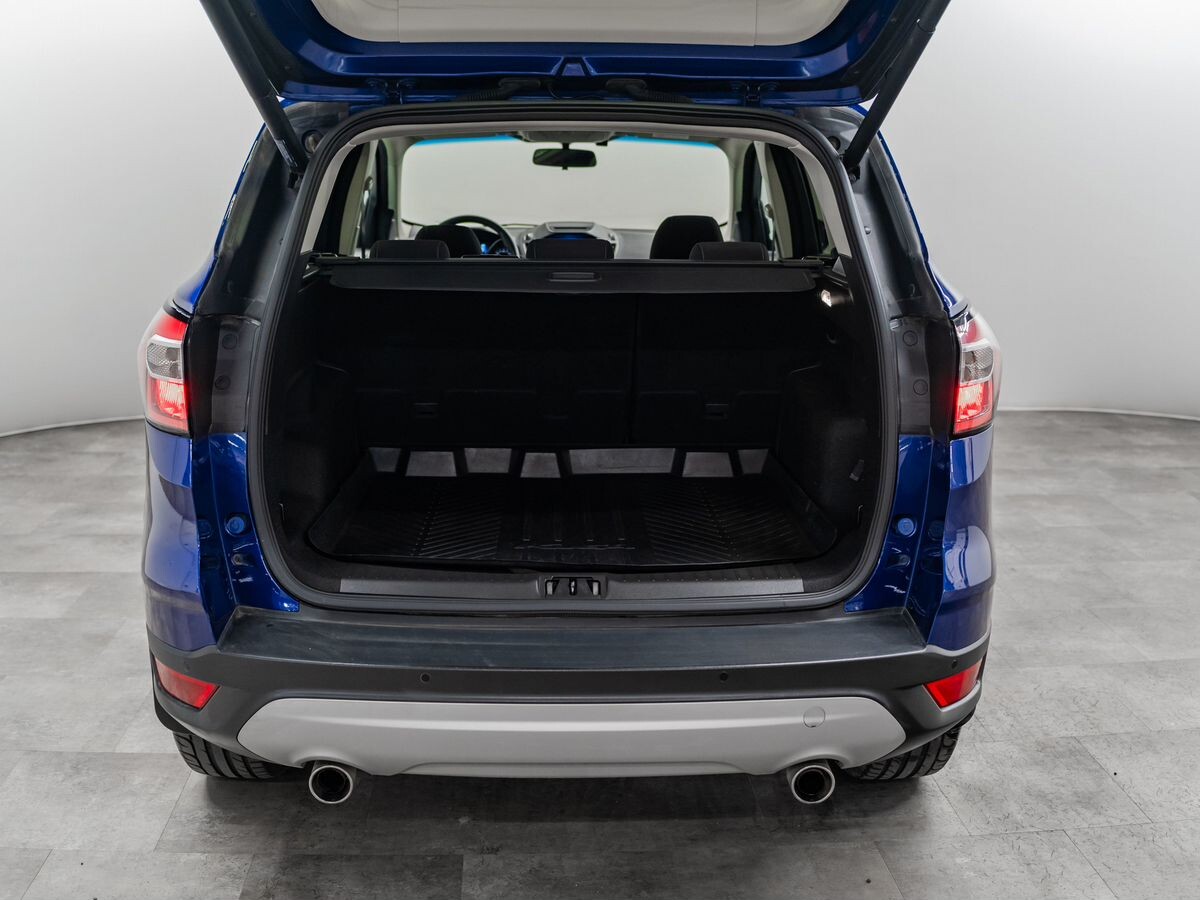 Ford Kuga 2019 - фото автомобиля