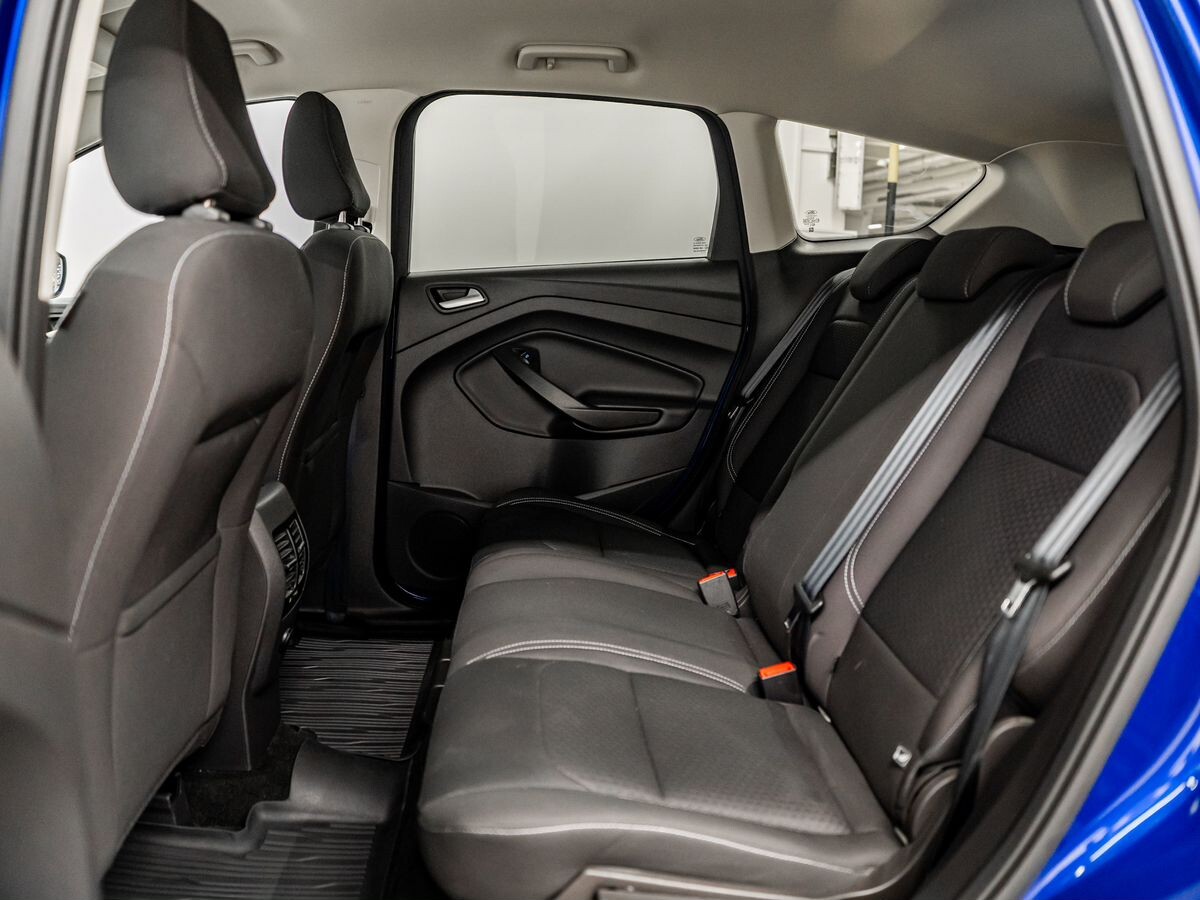 Ford Kuga 2019 - фото автомобиля