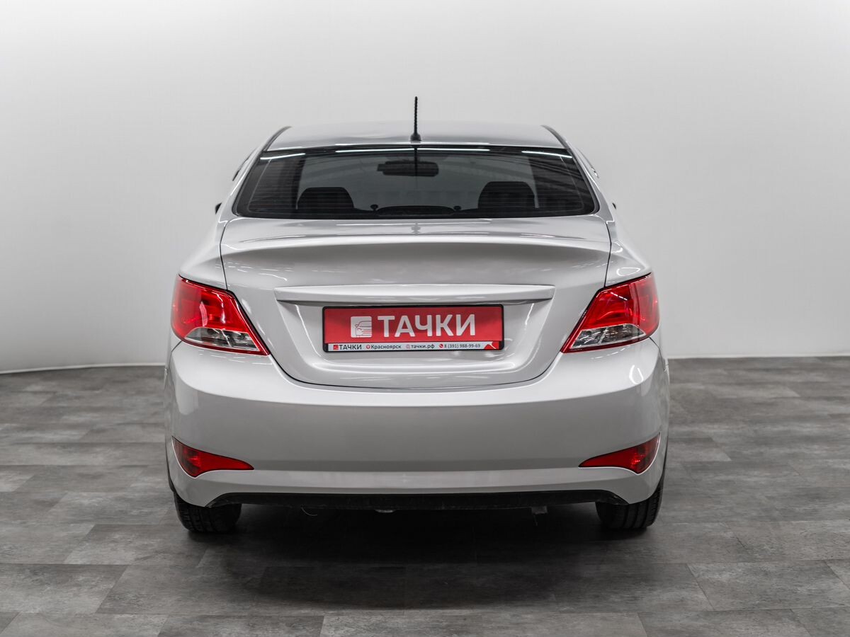 Hyundai Solaris 2016 - фото автомобиля